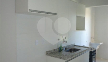 Apartamento à venda com 2 quartos, sendo 1 suíte,  em Jardim Macarengo, São Carlos, SP