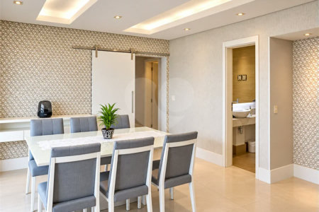 Apartamento mobiliado de 106 m² no Centro de São Bernardo, com 3 dormitórios, suíte, 3 vagas, vista livre e condomínio com lazer completo.