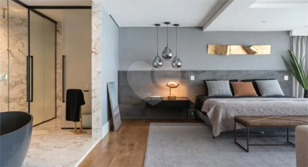 Deslumbrante apartamento duplex pronto para mudar no Itaim Bibi com 242M2, 2 suítes, 3 vagas