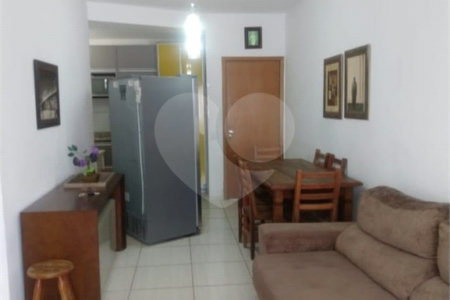Apartamento no Condomínio Vila Urbana.