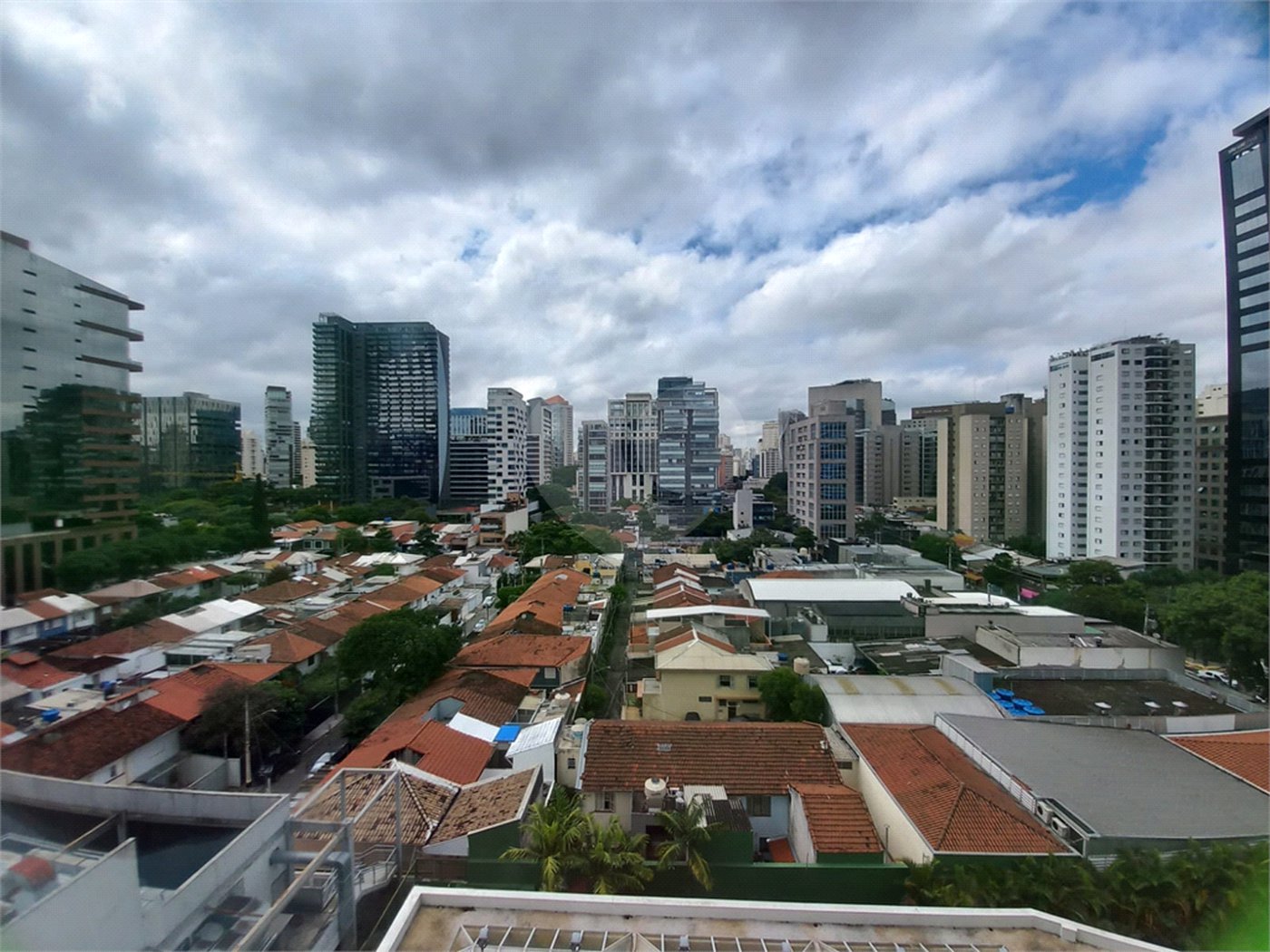 Aluguel 1 suíte com closet e 2 vagas Vila Olímpia, São Paulo