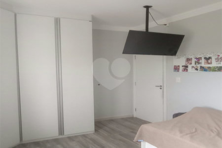 Apartamento à Venda – Condomínio Vila Verde Sabará 3 dormitórios 1 suíte.