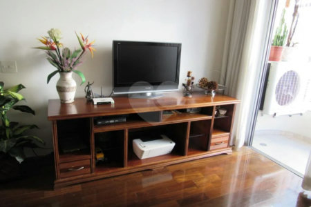 APARTAMENTO COM 3 DORMITÓRIOS , SENDO 1 SUITE