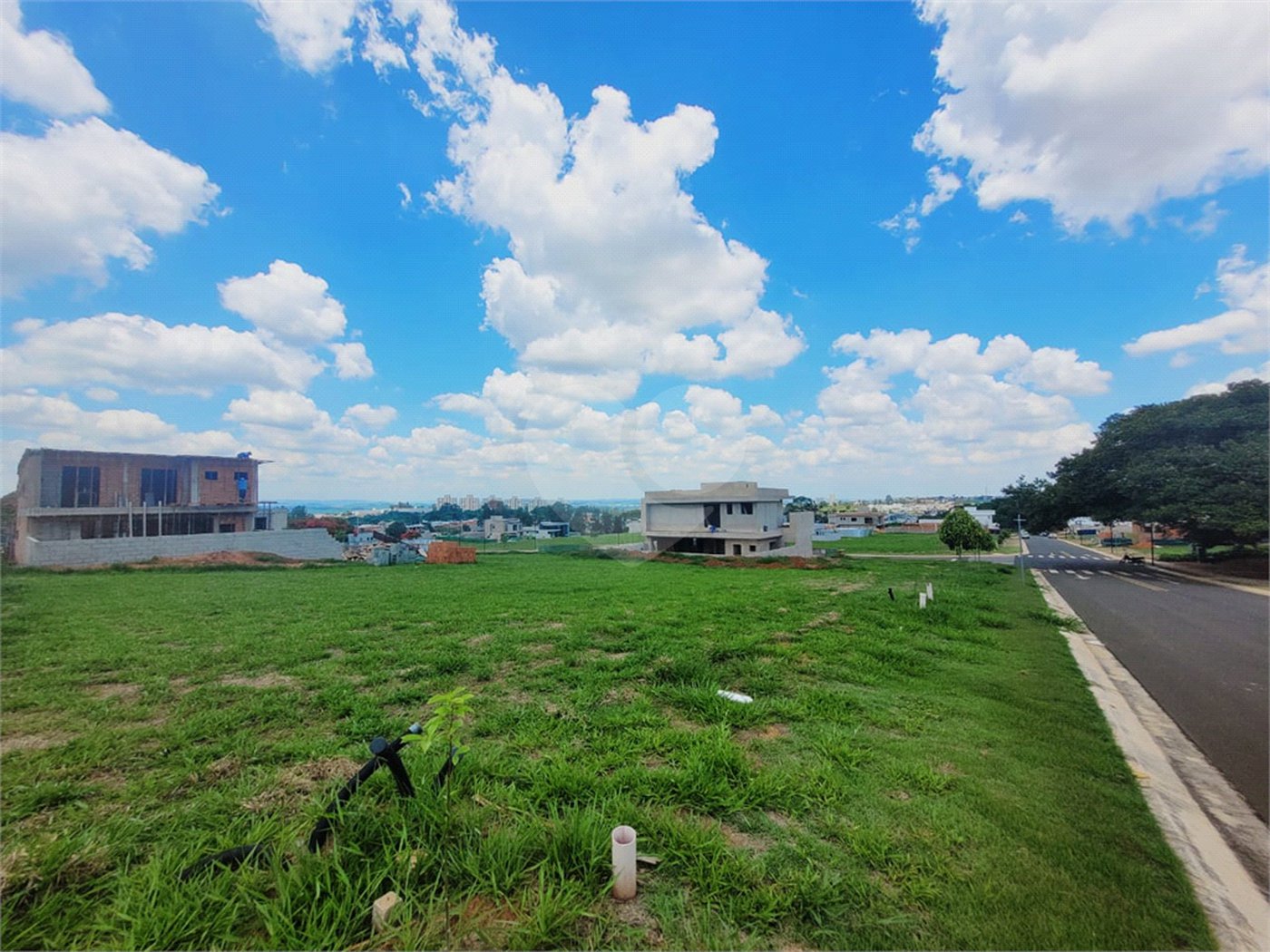 Oportunidade no Condomínio Villa Sapezal com ótima topografia - 360m² – Indaiatuba/SP
