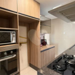 Apartamento totalmente mobiliado, com 02 suítes, 2 vagas de garagem 112m² a venda Vila Mascote.