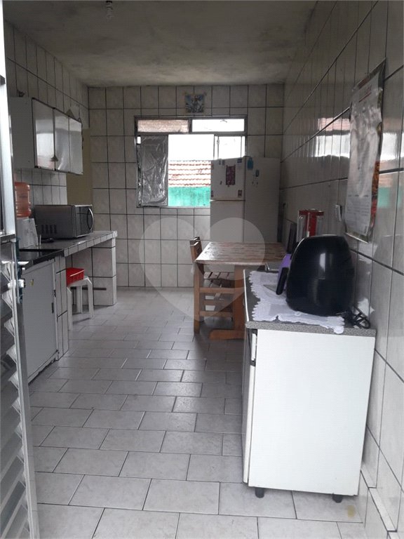 Terreno à venda de 251m² na Chácara Inglesa