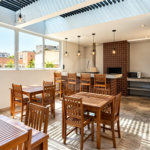 Apartamento reformado de 92 m² no Baeta Neves, com 2 dormitórios, 1 suíte, sala ampliada, área gourmet, 2 vagas, planejados e lazer completo.
