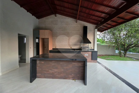 Casa à venda com 4 suítes no condomínio Residencial Jardim Primavera, Louveira - SP