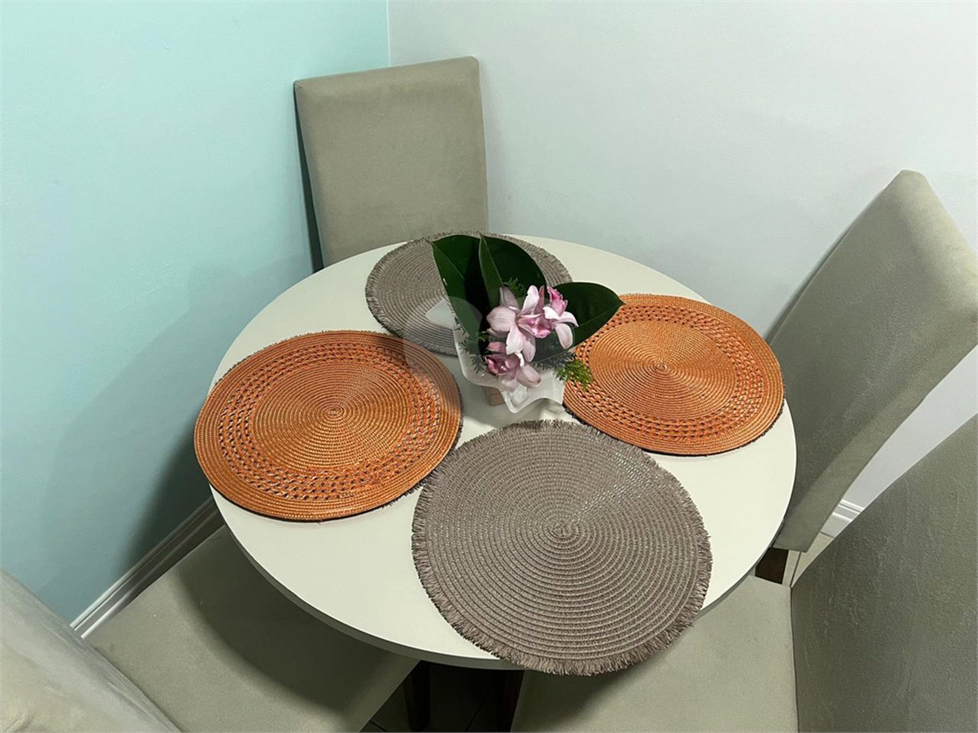 Apartamento mobiliado com 2 dormitórios e vaga na Vila Mariana