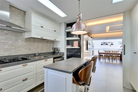 Apartamento à venda com 3 quartos, sendo 1 suíte, em Alto da Boa Vista, São Paulo, SP