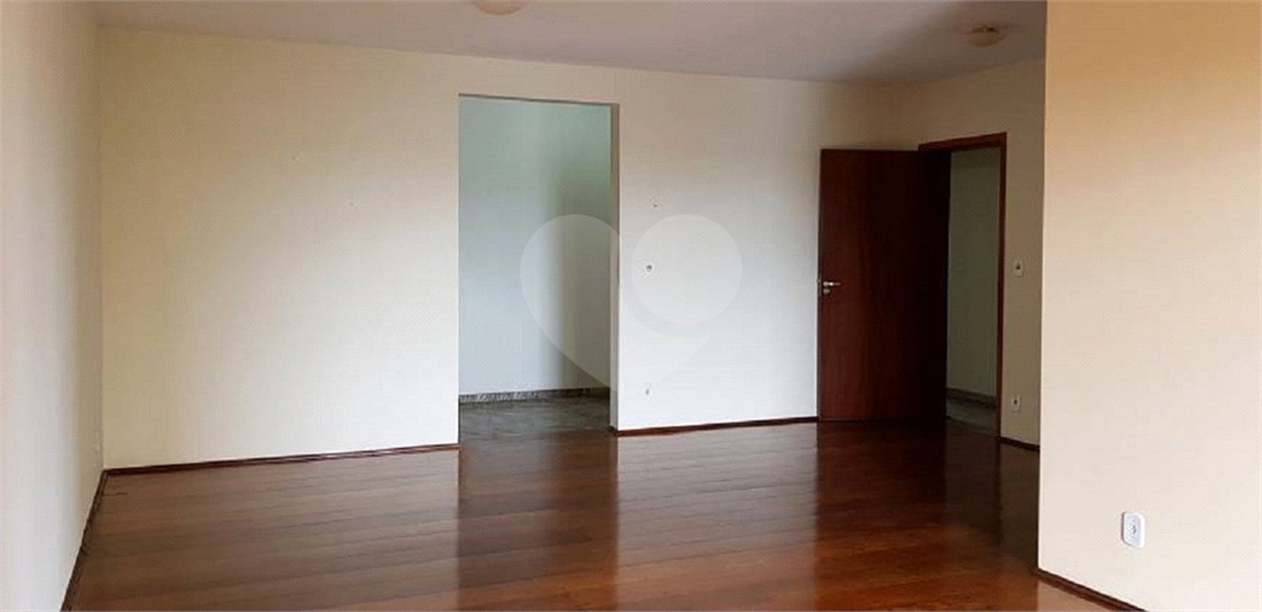 Apartamento no Condomínio Torello Dinucci