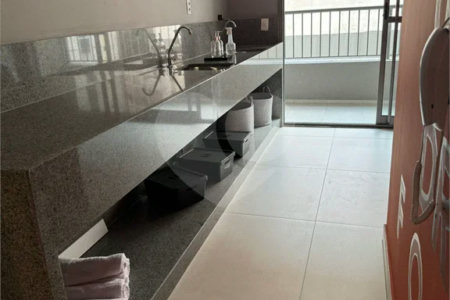 Apartamento - Prox Paulista - 1 quarto - varanda - 1 banheiro - sem garagem