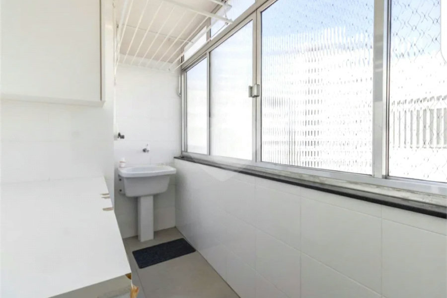 Apartamento à venda 97 m², 2 dormitórios, 1 vaga no Jardim Paulista - São Paulo/SP.