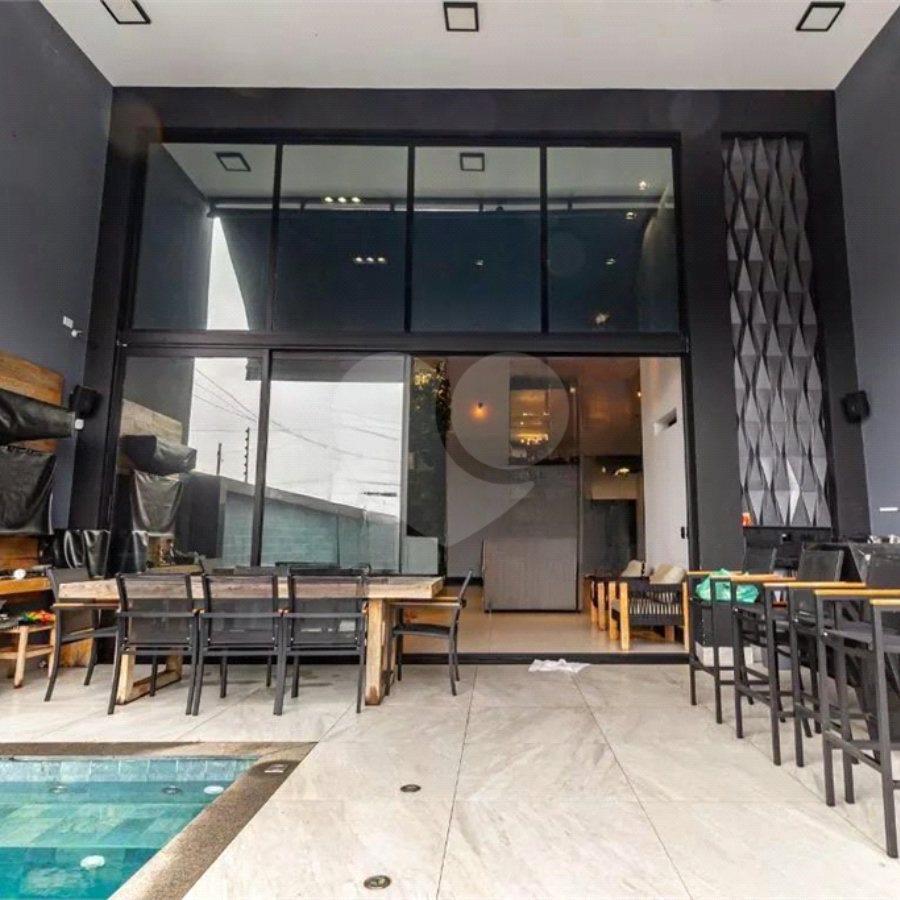 Sobrado alto Padrão no Anália Franco 300 M2 3 DORMITÓRIOS E 4 VAGAS