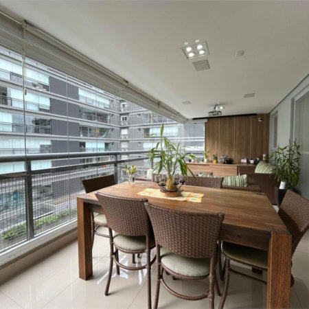 Apartamento á venda com 200m² - Bosque da Saúde