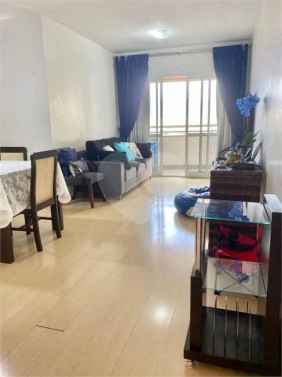 Apartamento á venda na Mooca de 89m² com 2 dormitórios, sendo 2 suítes e 2 vagas.