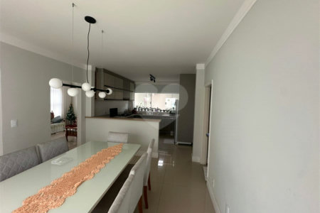 Casa à venda com 3 quartos, Sendo 1 suíte, em Vila Boa Vista, São Carlos, SP
