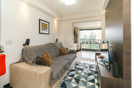 Apartamento à venda com 3 quartos, sendo 1 suíte, em Jardim Prudência, São Paulo, SP