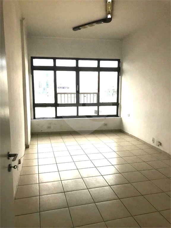 Sala comercial região da Paulista com 50 m²!