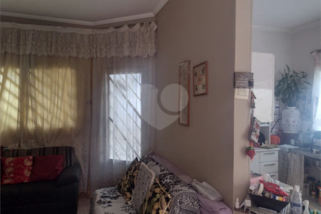 Casa térrea para venda.