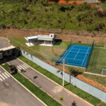 Terrenos a partir 300 metros em condomínio fechado e pronto para construir, aceita financiamento