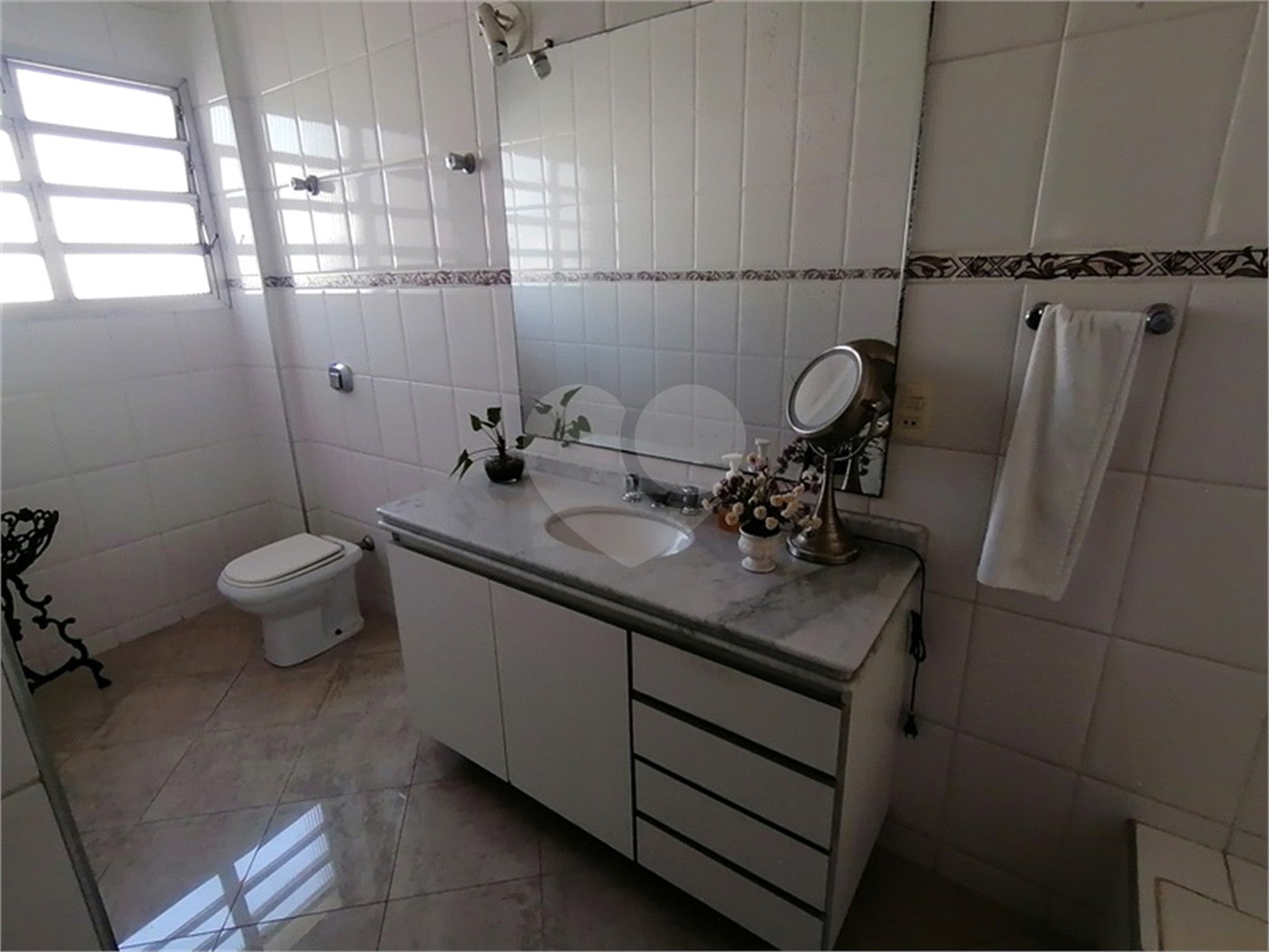 APARTAMENTO COBERTURA Á VENDA COM 200m2 ÍCONE NA BELA VISTA