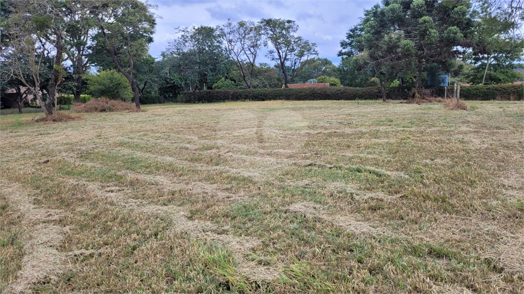 Loteamento Residencial no Condomínio Vila Pinhal do Broa.