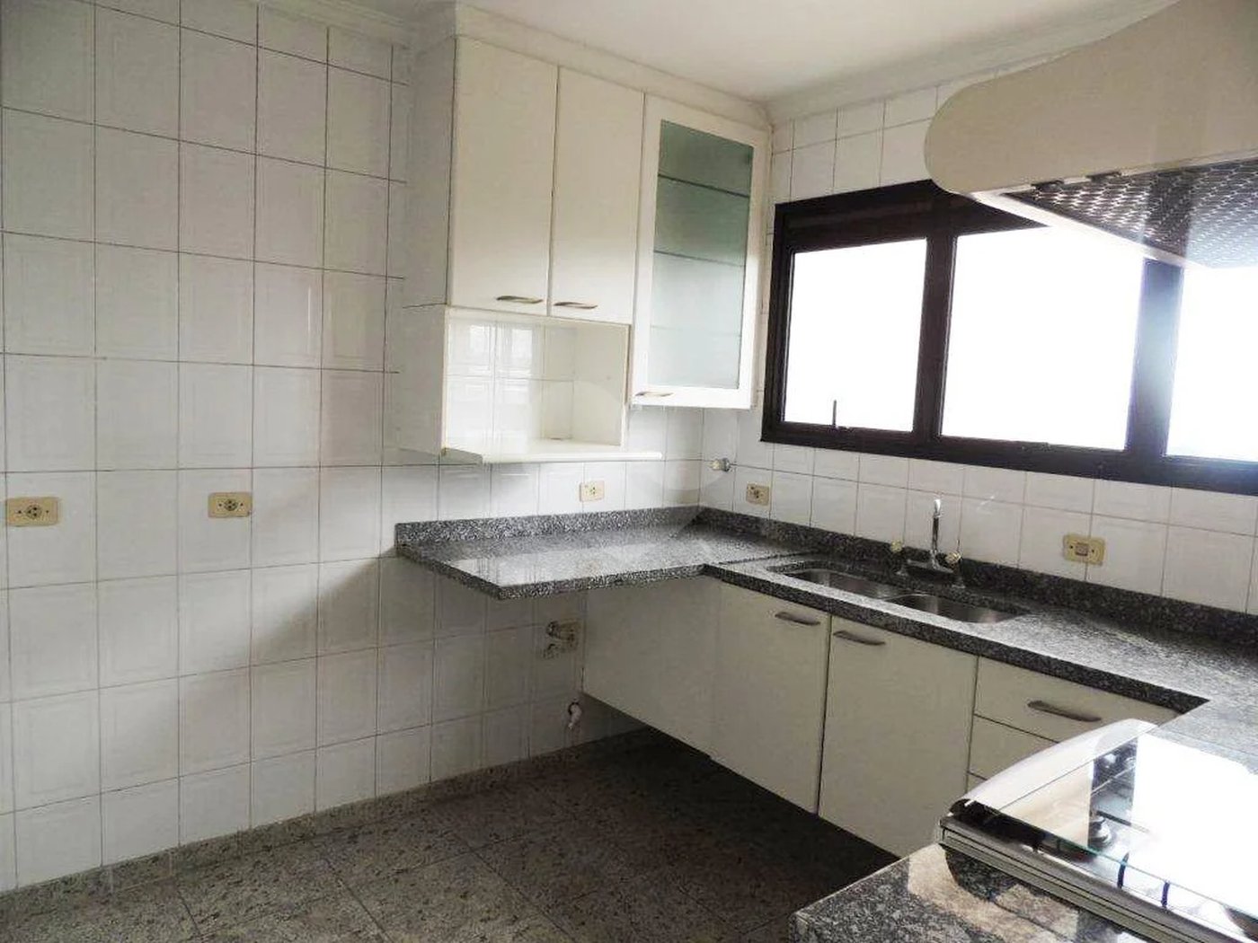 Apartamento para alugar com 4 suítes em Santo Amaro, São Paulo, SP
