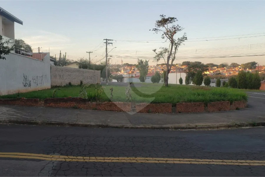TERRENO PLANO NO BAIRRO SANTA ROSA