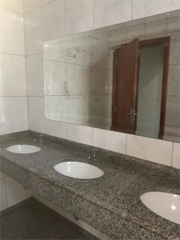 Alugo Loja na Granja Viana