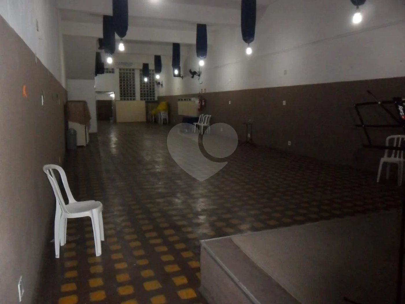 Salão 420 m² próximo ao metrô santa cecília e marechal deodoro
