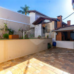 Belíssimo sobrado com piscina aquecida no Condomínio Villagio Capriccio - Louveira SP.