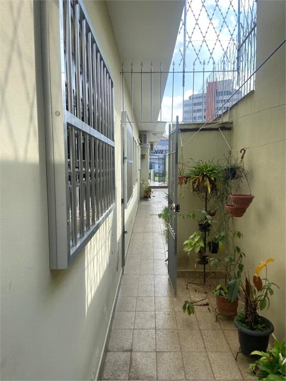 Espaçosa Casa Térrea para locação - Vila Ipojuca