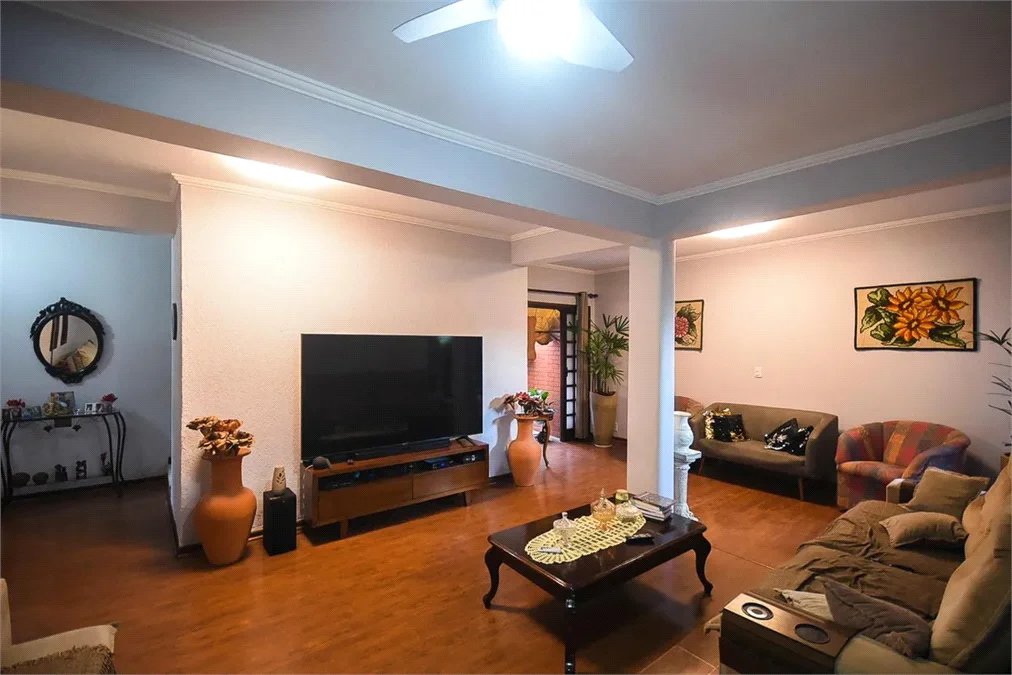 Casa à venda com 6 quartos, sendo 1 suíte,  em Vila Sônia, São Paulo, SP