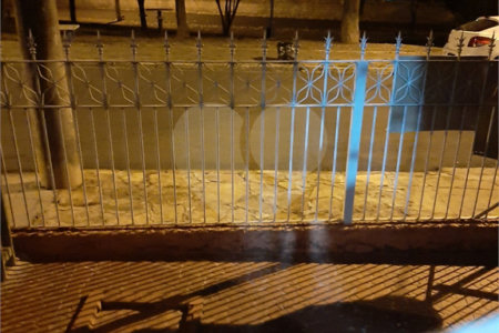 Casa com 2 dormitórios à Venda no Jardim Brasil