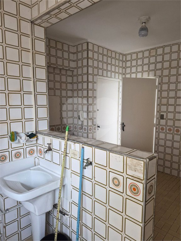ÓTIMO APARTAMENTO 02 DORMITORIOS NA CERQUEIRA CÉSAR
