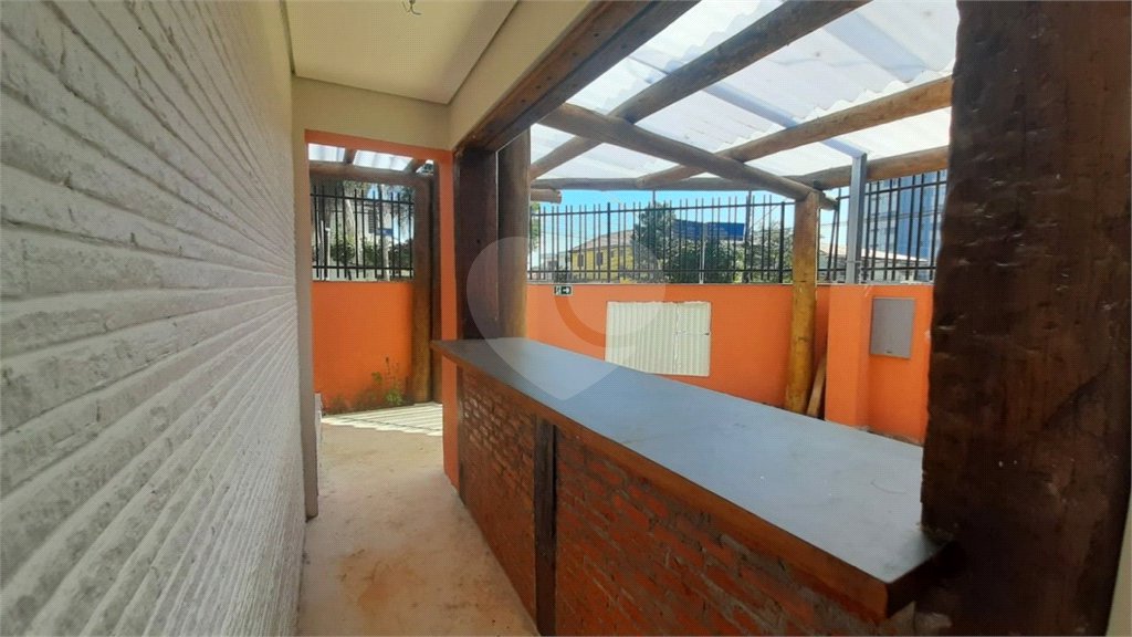 EXCELENTE CASA COMERCIAL EM ESQUINA, OPORTUNA E MAIS QUE ESPECIAL. Venha Conferir.