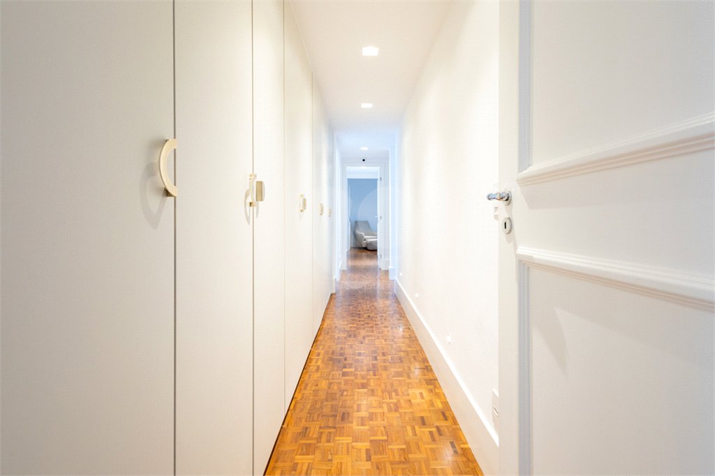 APARTAMENTO RESIDENCIAL JARDIM AMÉRICA - 212m²