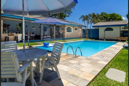 Casa com 6 Quartos e 8 banheiros à Venda, 1500 m² de Terreno em Atibaia/SP