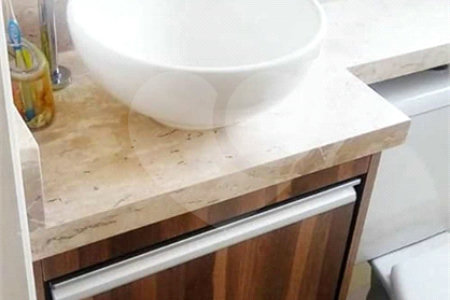 Apartamento com 2 dormitórios