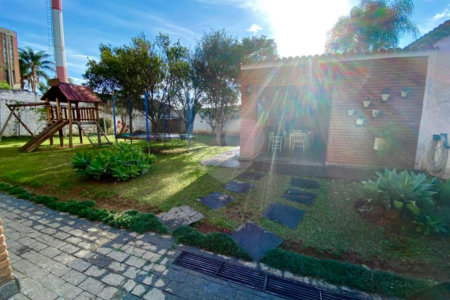Casa á venda - Centro