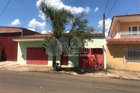 Sobrado a venda no Jóckei Club