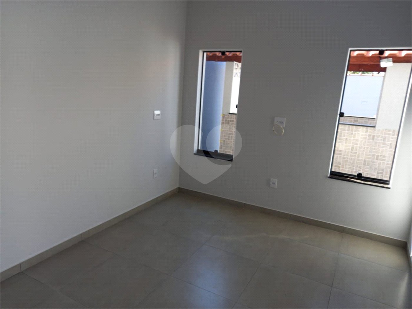 Casa térrea em Araraquara/SP.