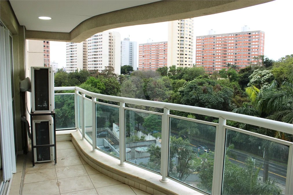 Apartamento à venda com 3 suítes em Parque Prado, Campinas, SP