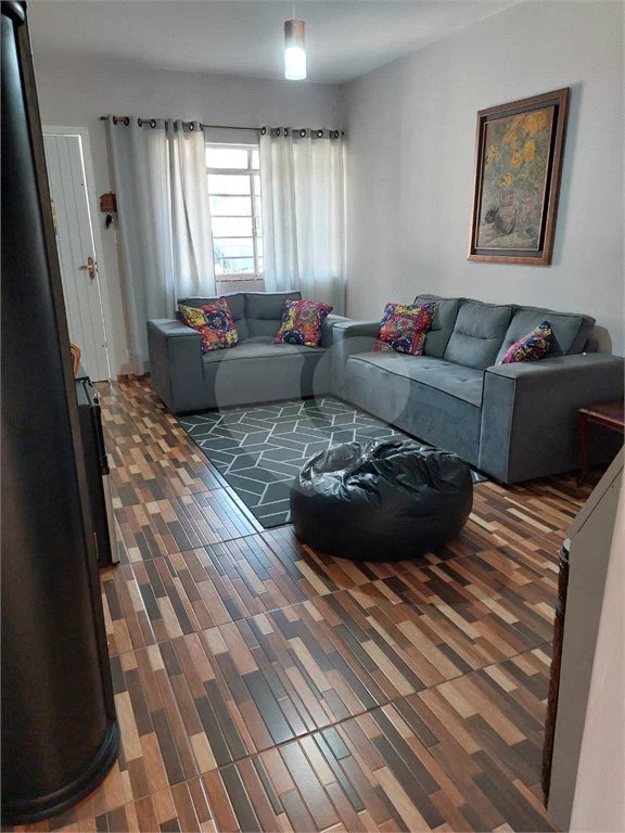 Sobrado com 2 dormitório região na Saúde