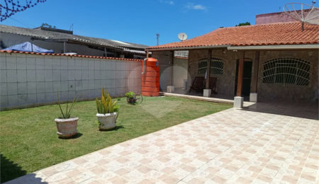 Casa à venda com 2 quartos, sendo 1 suíte,  em Vista Linda, Bertioga, SP