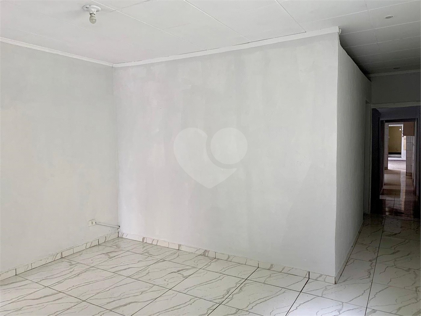 Sobrado de 150m2 com 4 dormitórios e 1 vaga à venda na Chácara Inglesa
