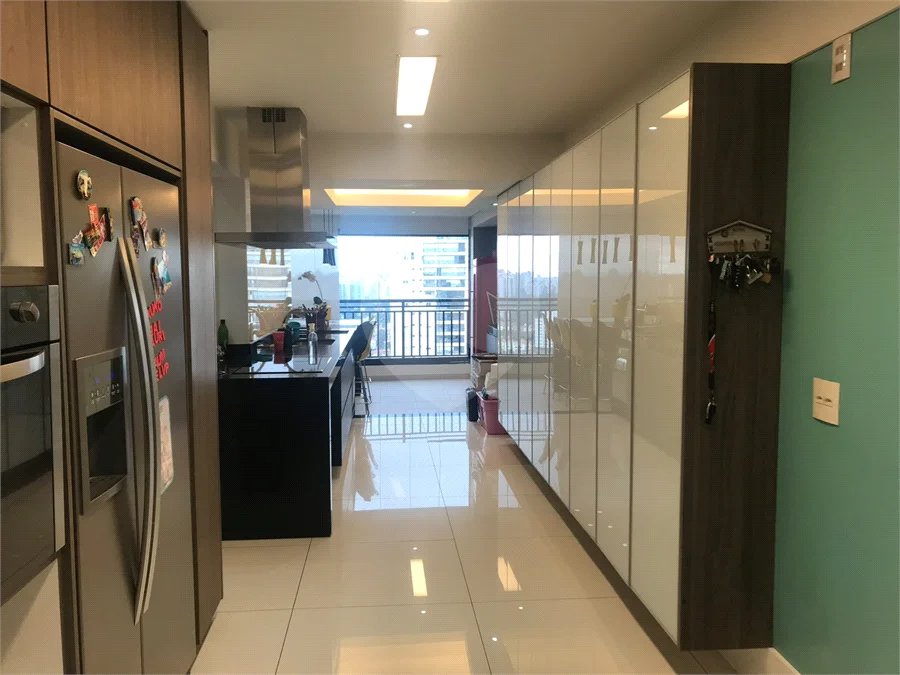 Apartamento para alugar com 3 suítes em Jardim Marajoara, São Paulo, SP