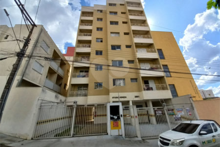 Apartamento no Condomínio Veneza