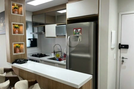 Apartamento com 2 dormitórios , sendo 1 suíte , 2 vagas , à venda no bairro Jardim , em Santo André.